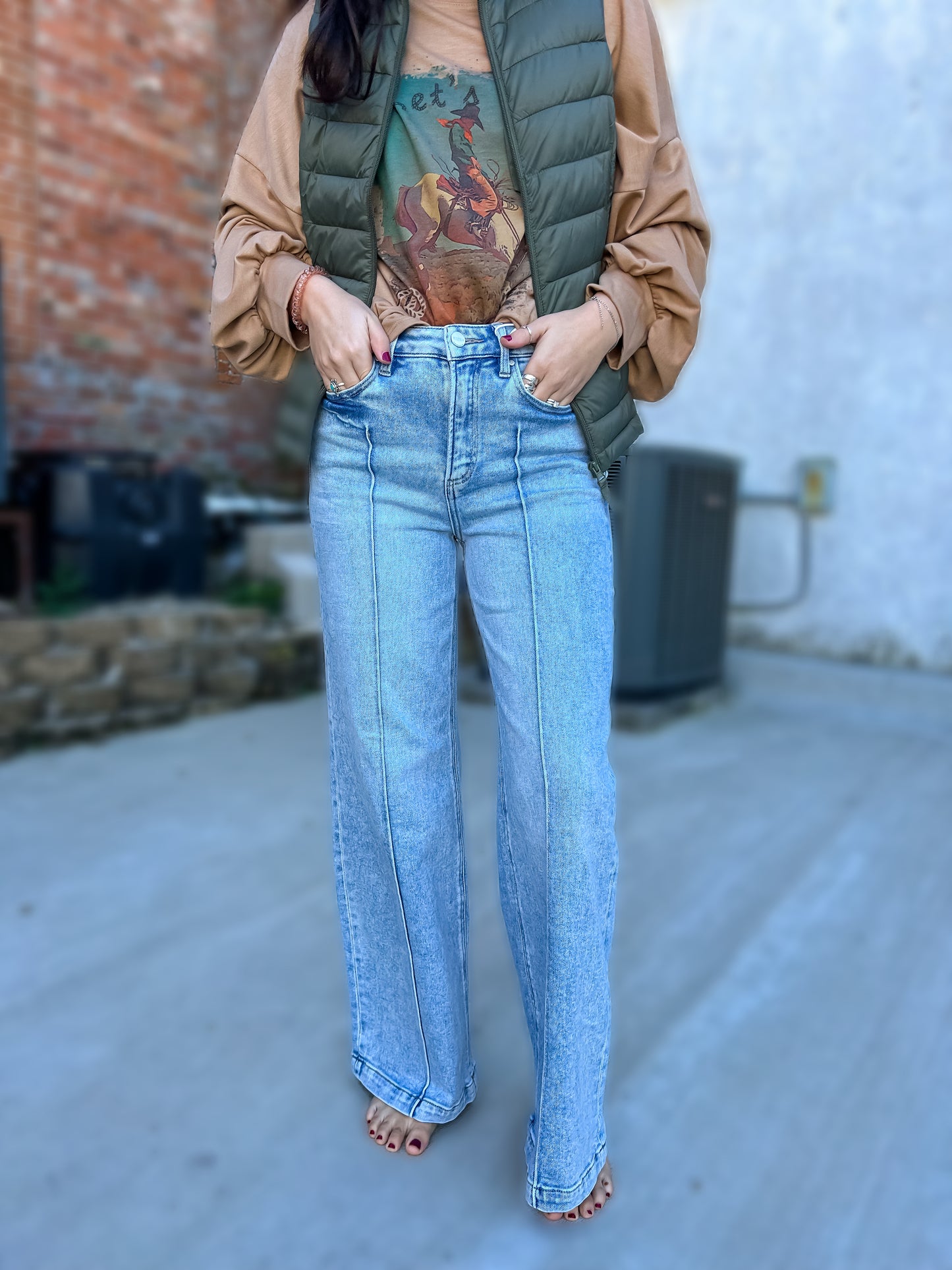 Ranch Hand Wide Leg Jean in Light Wash