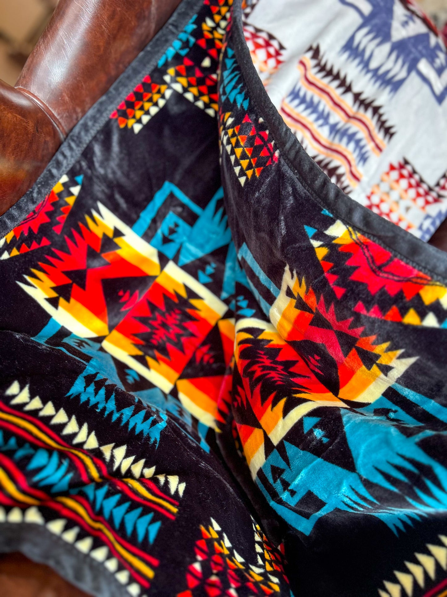 Monte Blanket in Gray