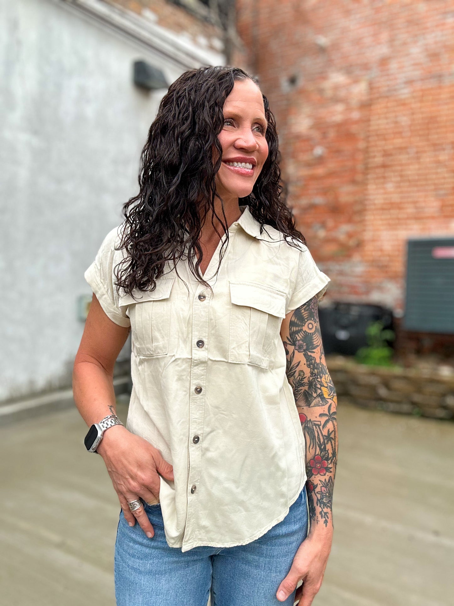 Sunday Stroll Top in Sand Beige