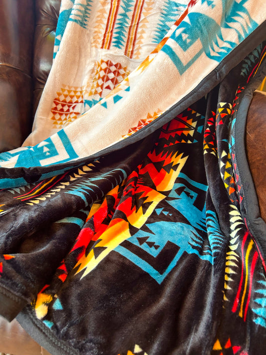 Margot Blanket in White