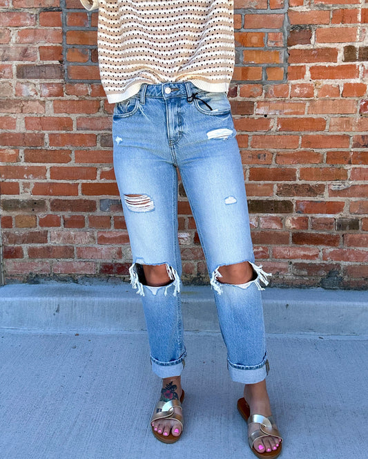 Victoria Straight Leg Jean