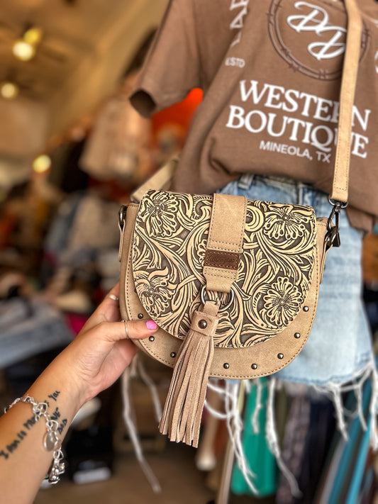 Wrangler Bray Saddle Crossbody in Khaki