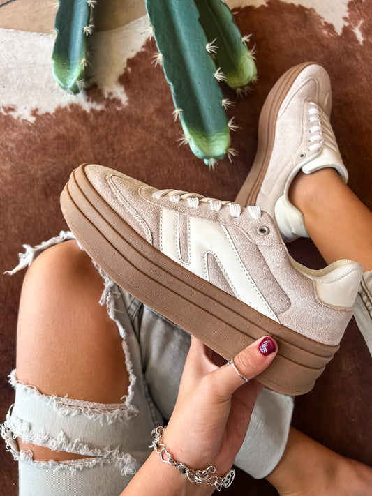 Platform Phoebe Sneaker
