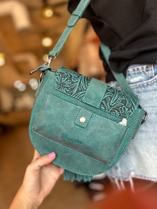 Wrangler Bray Saddle Crossbody in Teal